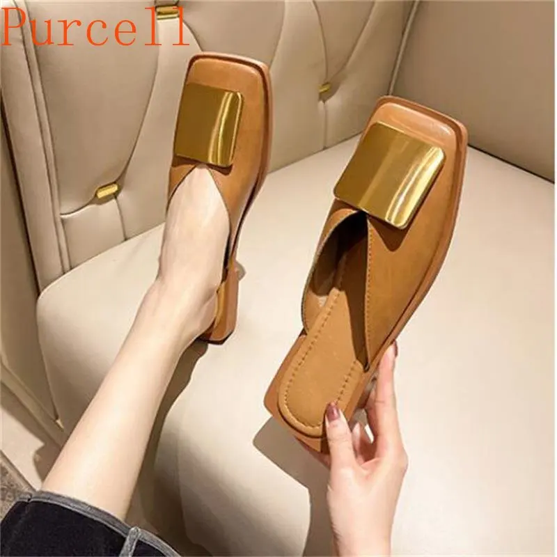 Women's slippers 2023 summer new fashion square head flat bottom sandals