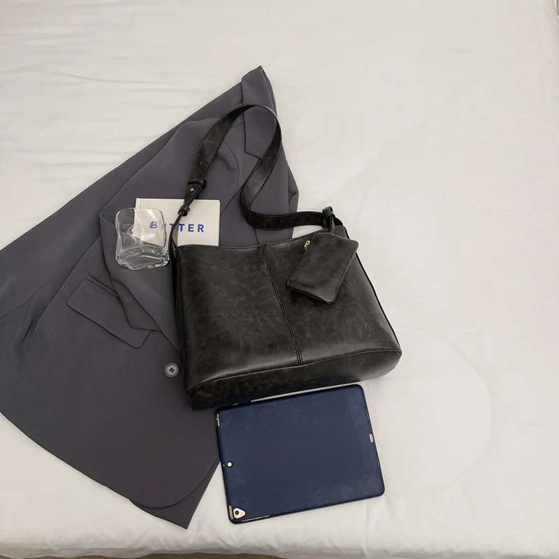 Простые повседневные сумки через плечо на одно новые модные универсальные