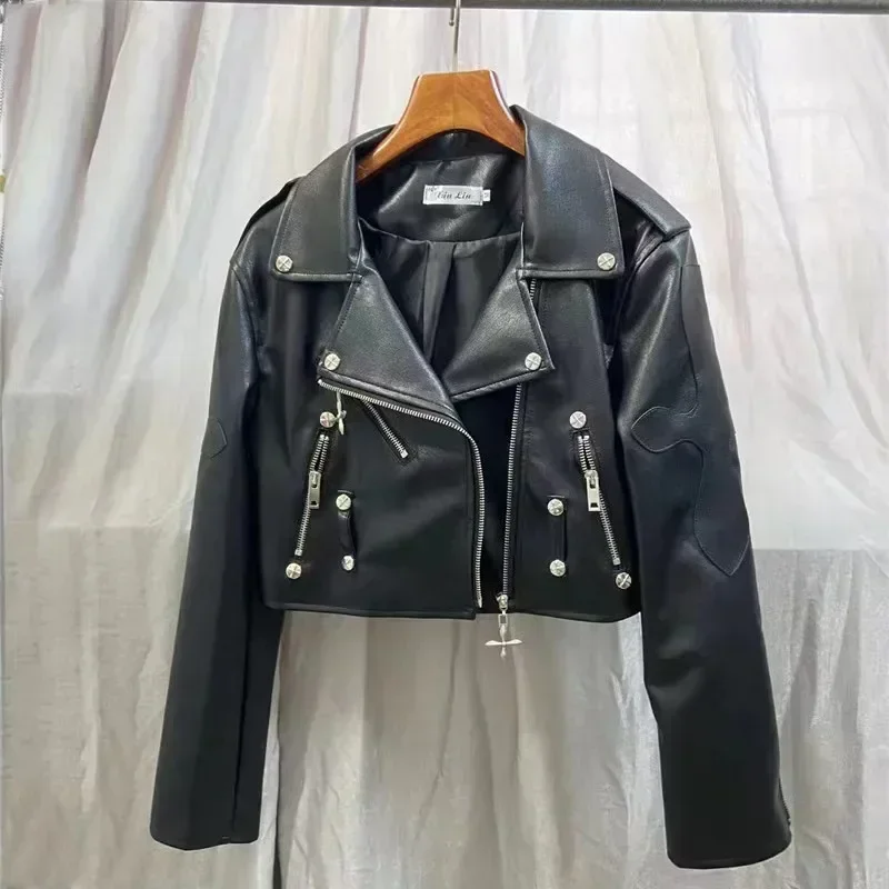 Куртка-бомбер женская кожаная винтажная ветровка в готическом стиле с