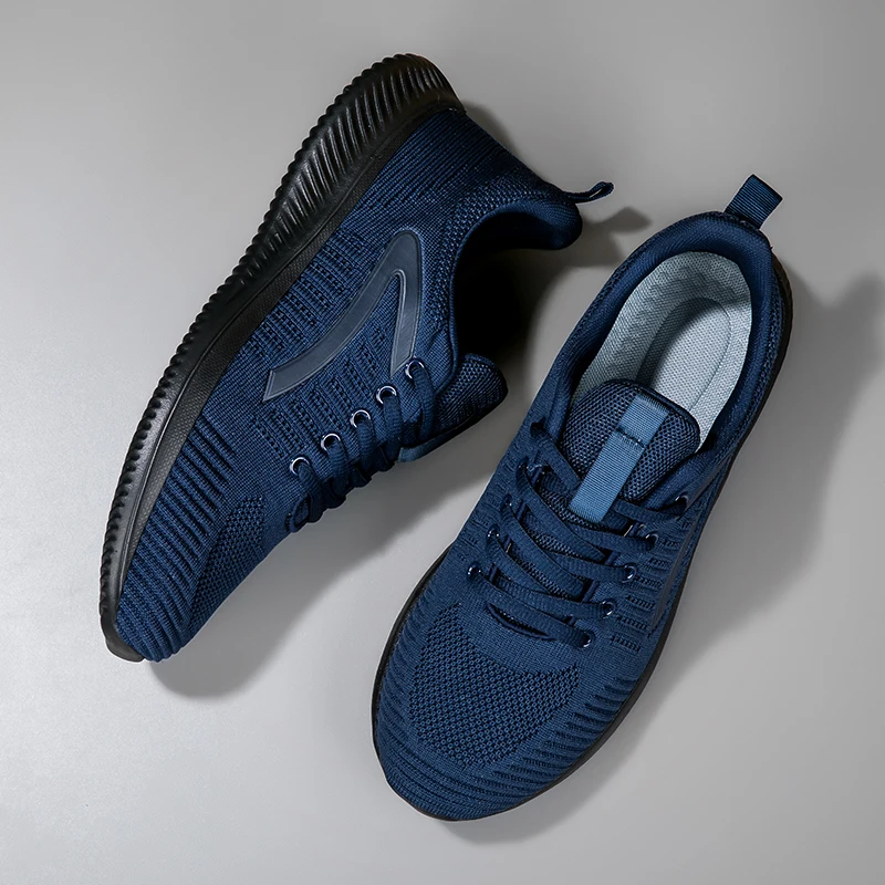 Men's and Women's Cushioned Outdoor Running Shoes Anti-slip Sports Lovers Professional Sports Training Shoes Lightweight 35-46