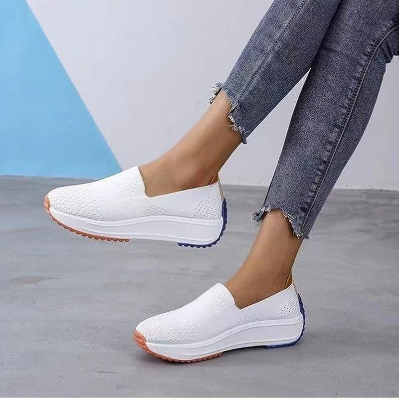 

Fashion Women Flats Slip on Mesh Shoes Woman Light Sneakers Spring AutumnFemme Flats Shoes Zapatos De Mujer