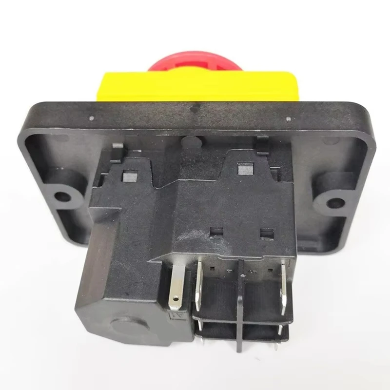 DZ05 7 Pins 400V IP55 Three-Phase Electromagnetic Emergency Stop Push Button Switch