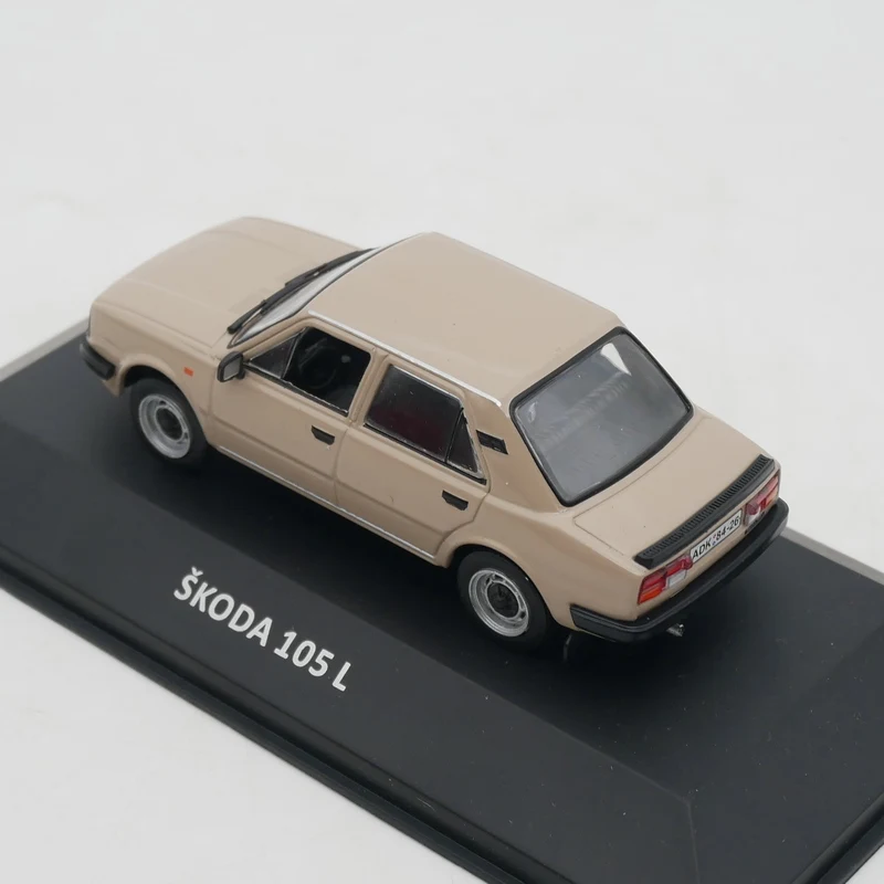 Ixo 1:43 Skoda 105 L литые под давлением автомобили модели металлических игрушечных