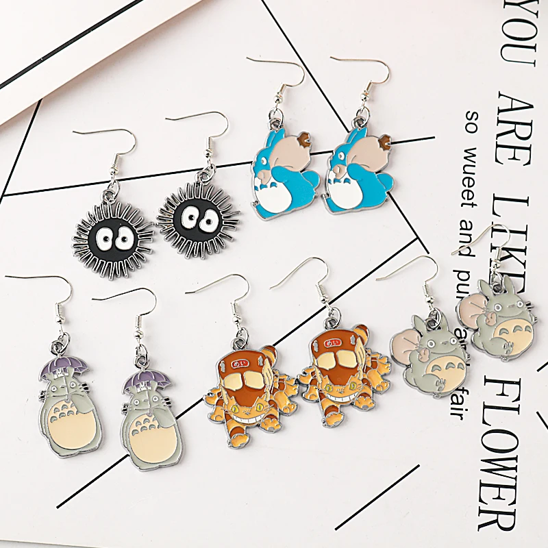 

2022 Новые Аниме периферийные устройства Hayao Miyazaki милые серьги в виде животных небольшие подарки серьги периферийные устройства для фильма