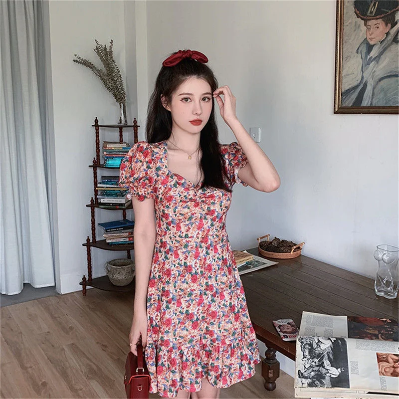 

Women V Neck Elegant Floral Print Dress Summer Vintage Puff Sleeve Mini Dress Retro Niche Can Be Sweet Salty First Love Skirt