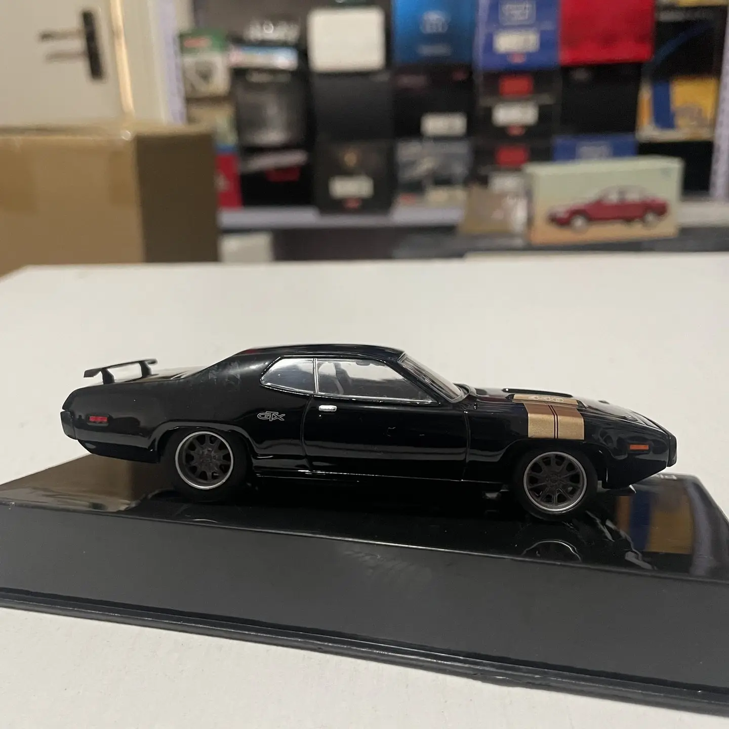 Фото Модель IXO 1:43, литая под давлением, из сплава, Plymouth GTX 1971, коллекционная, классическая, ностальгическая, для взрослых, сувенир, статическая модель для демонстрации №3