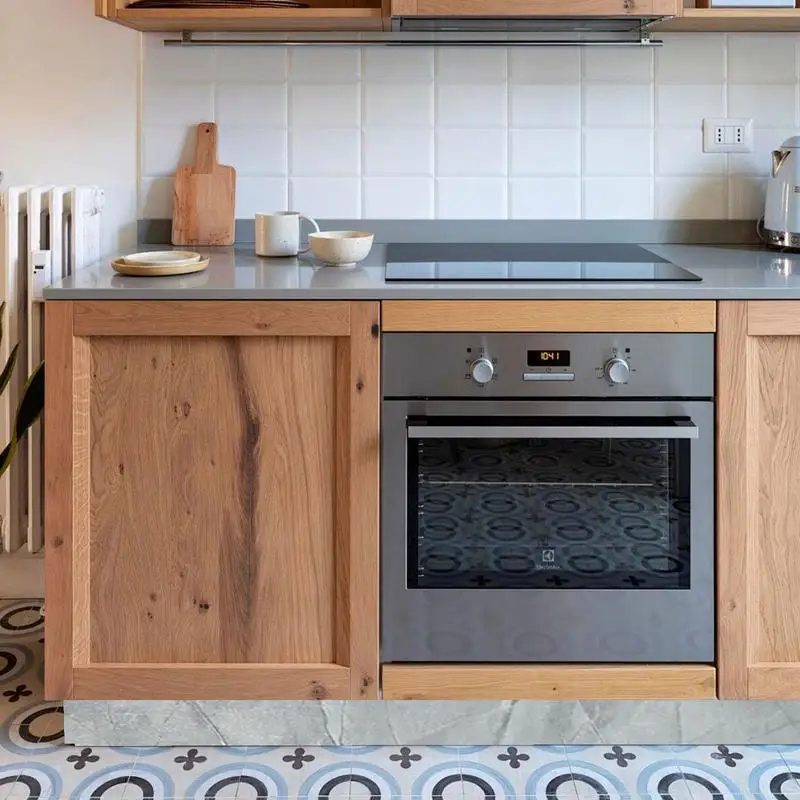 Плинтус молдинговая отделка противоударный настенный угловой самоклеящийся