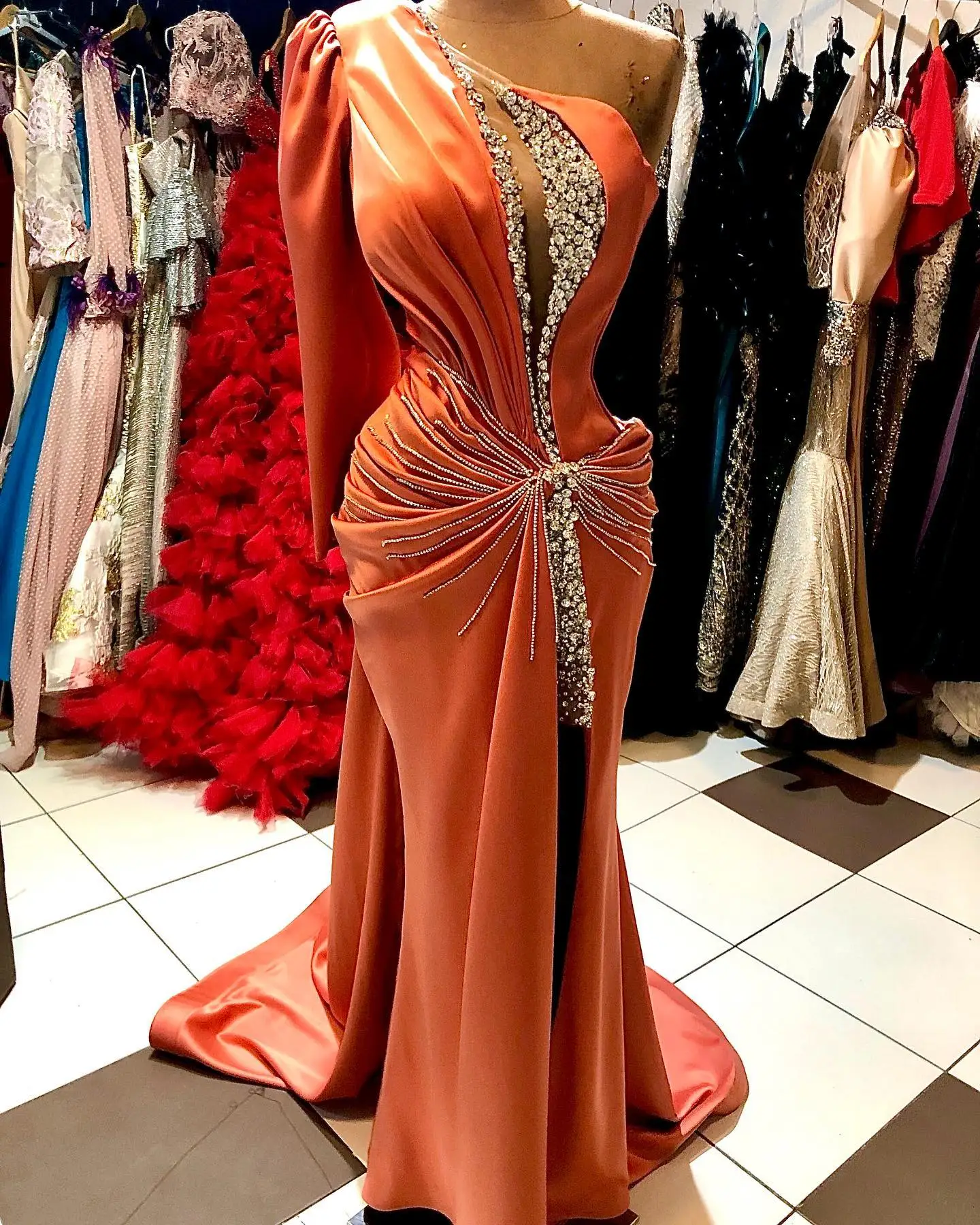 Вечернее платье Floria оранжевое