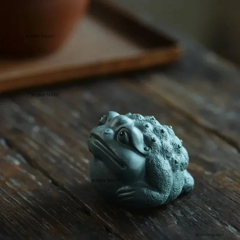 

RI ONIY TEASET Золотая жаба из фиолетовой глины