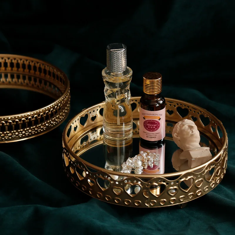

Decorative glass base with Nordic mirror, jewelry storage tray, luxurious gold and iron base for bedroom and cosmetics
