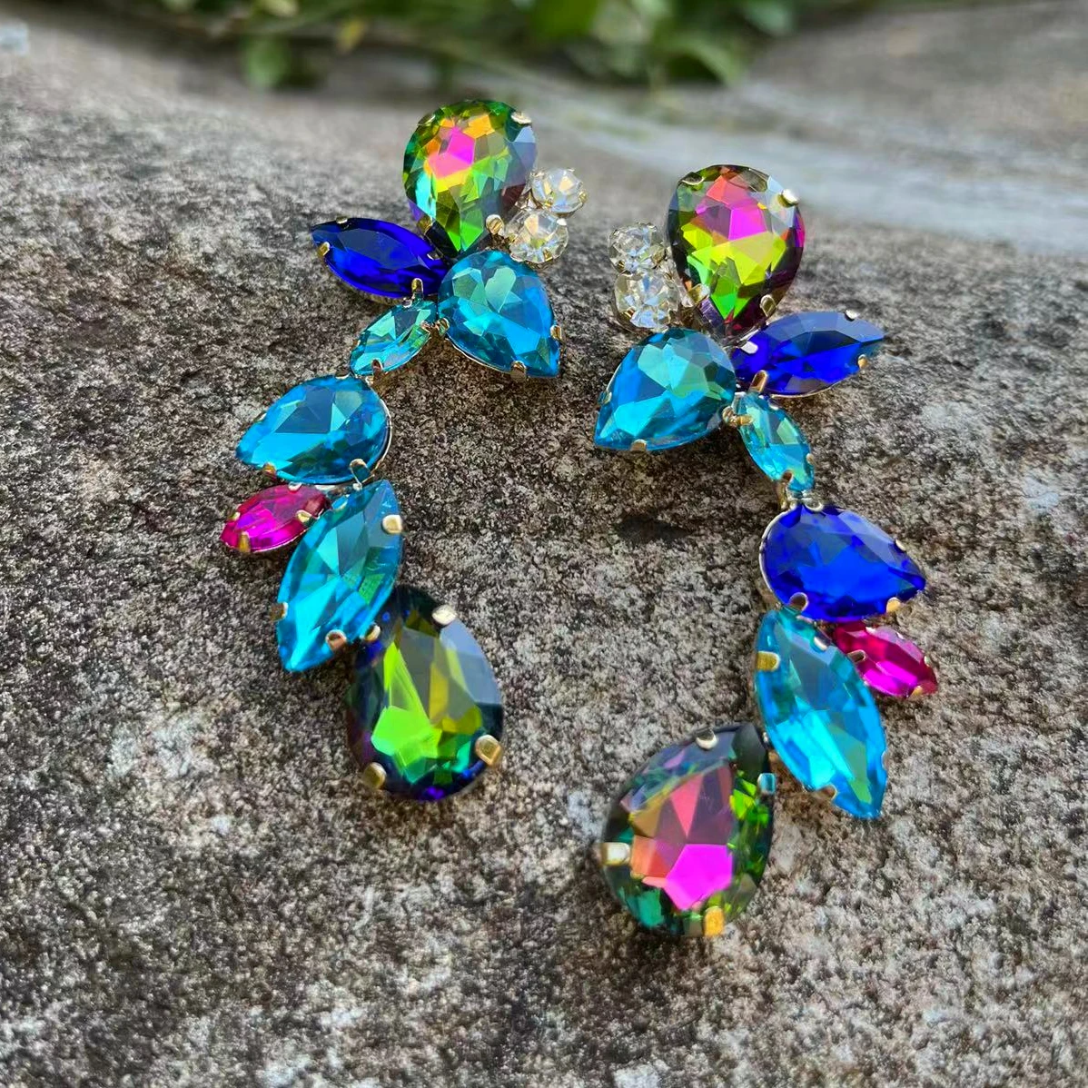 

New in Rhinestone Water Drop Geometric Earrings for Woman Party Accessories