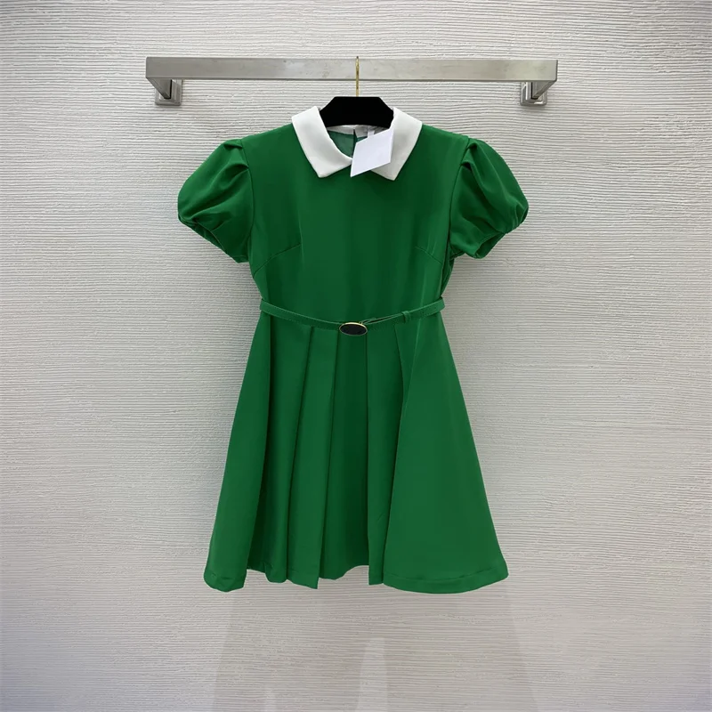 

2022 Summer Women's Bubble Sleeve Pleated Dress Graceful Delicate and Deluxe with High Saturation Color