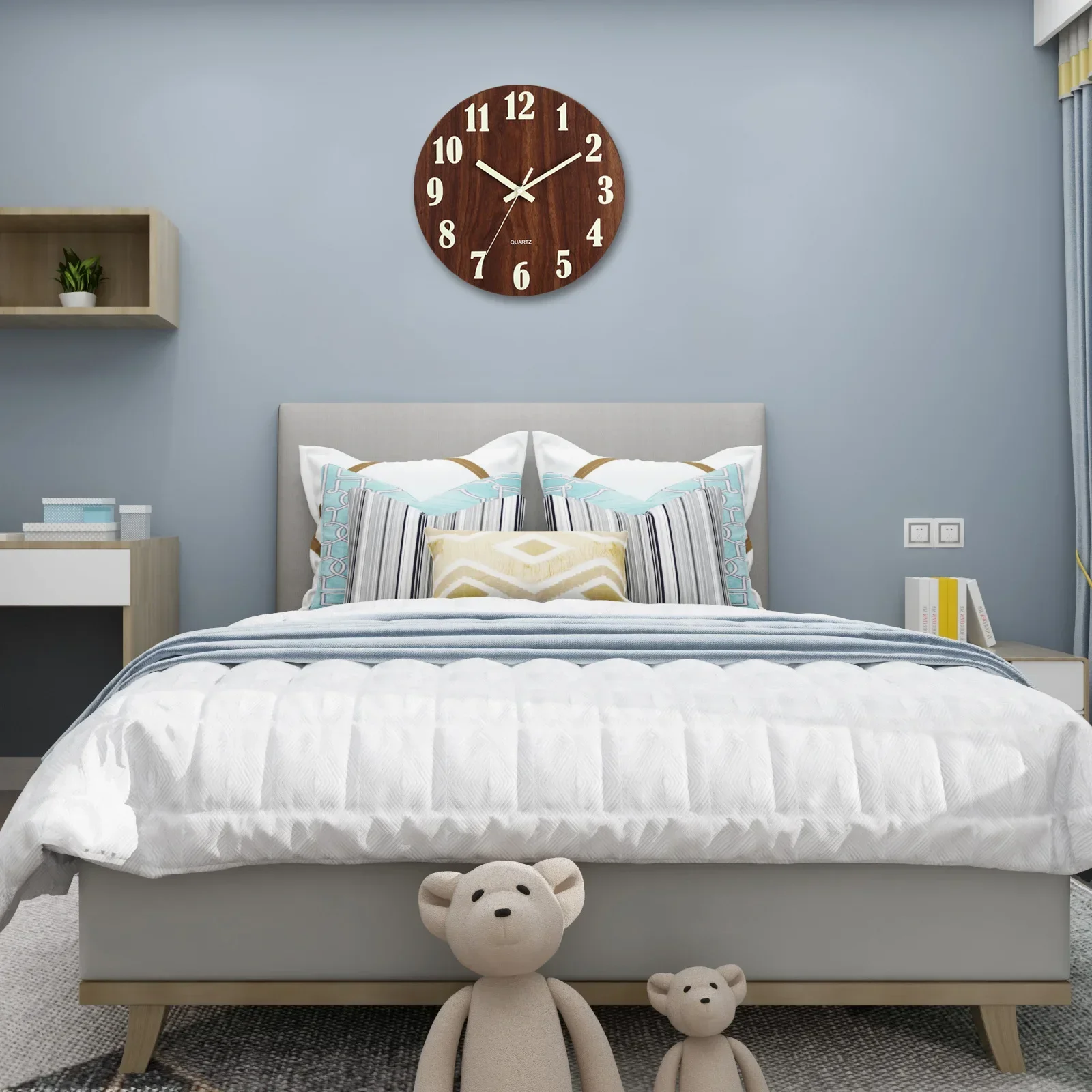 Настенные часы с подсветкой