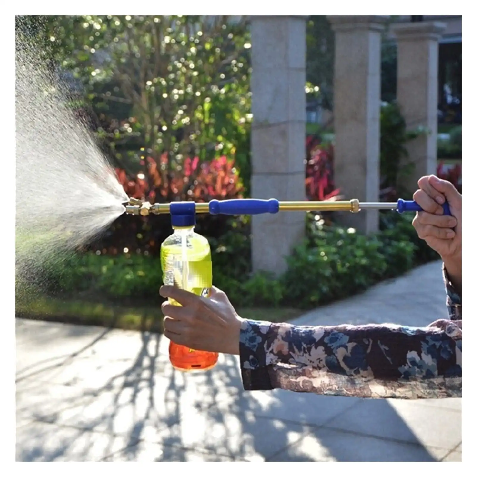 Регулируемый распылитель для напитков с двумя латунными насадками