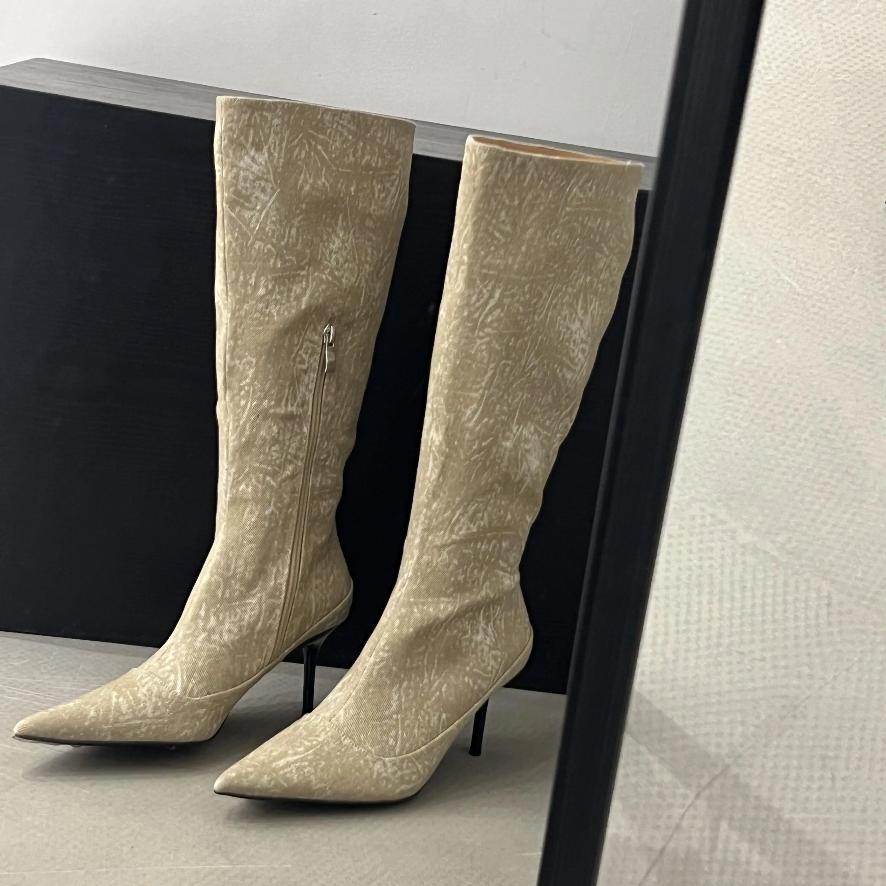 Женские резиновые сапоги на молнии пикантные сексуальные женские туфли высоком