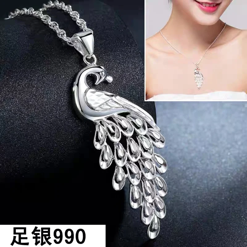 

3D Peacock Fashion Pendant