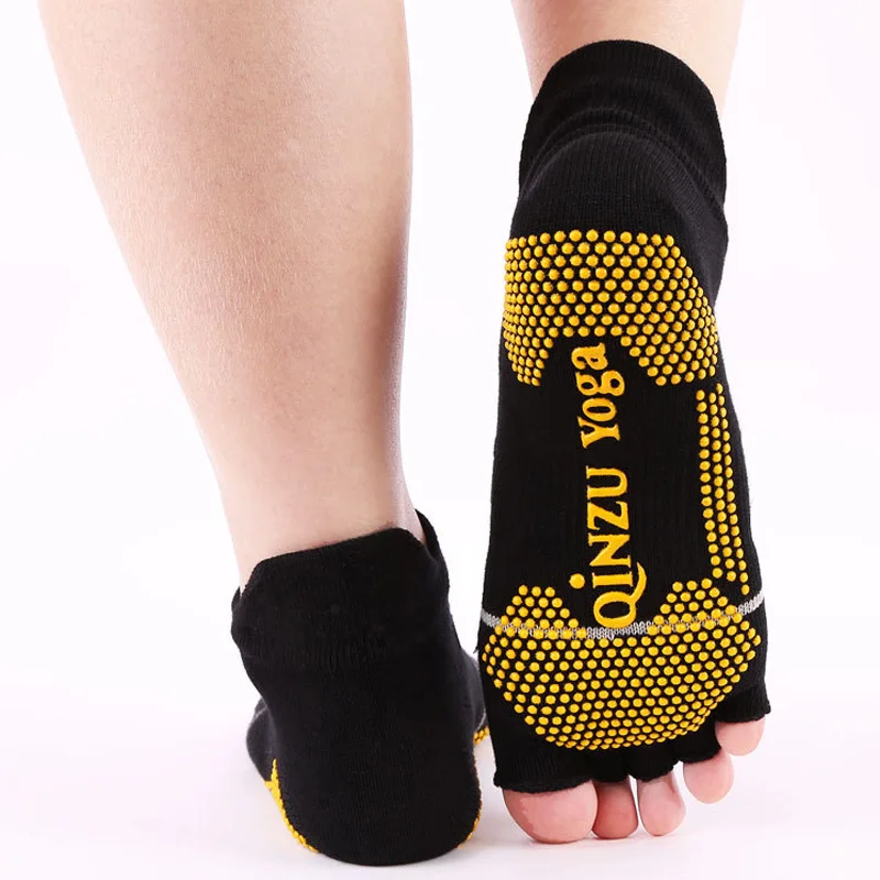 Men Yoga Socks Backless Anti-Slip Open Toe Half-fingers Non Slip Grip Barre Pilates Fitness Gym Sports Anti Slip Dance Socks