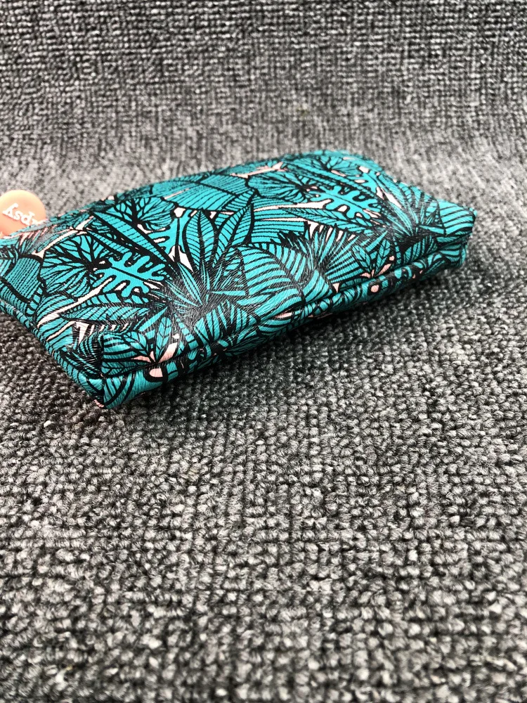 Зеленая сумка-клатч с текстурой под змеиную кожу Кошелек на запястье