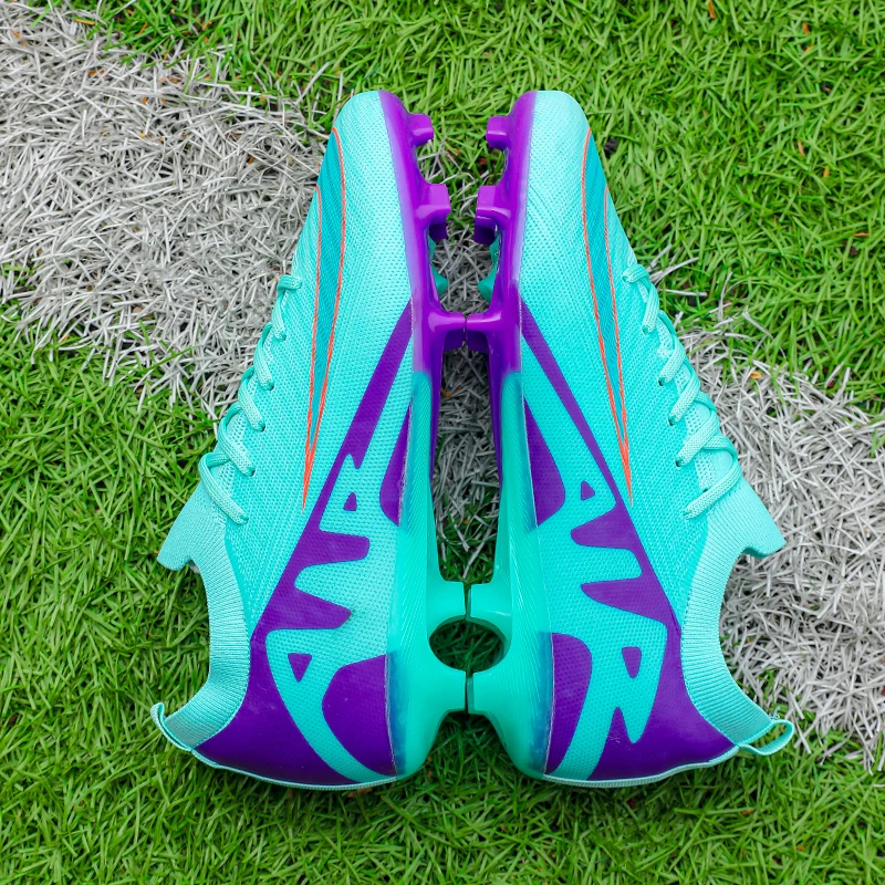 High Quality Mens Soccer Shoes Ultralight Turf Cleats Kids Sneakers TF/FG Training Football Boots Chuteira Campo 602