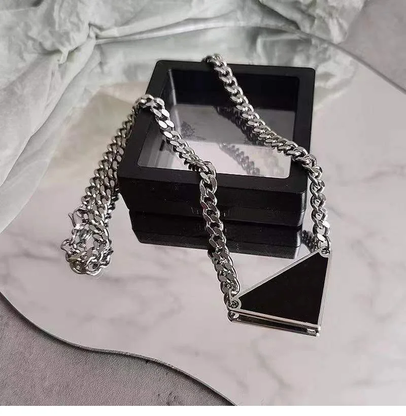 

Модное мужское ожерелье, Мужская подвеска с треугольным переплетением, современные модные геометрические ожерелья из титановой стали, хип...