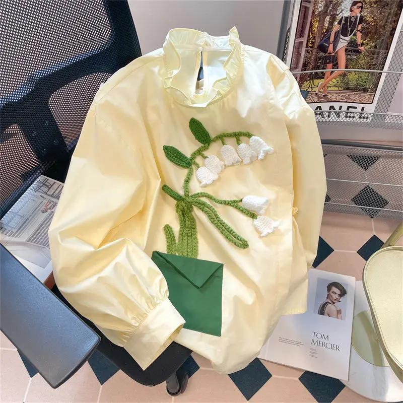 

3D Hooked Flower Round Neck Sweater for Women's 2023 Autumn New Design Feeling Small and Lazy Loose Top