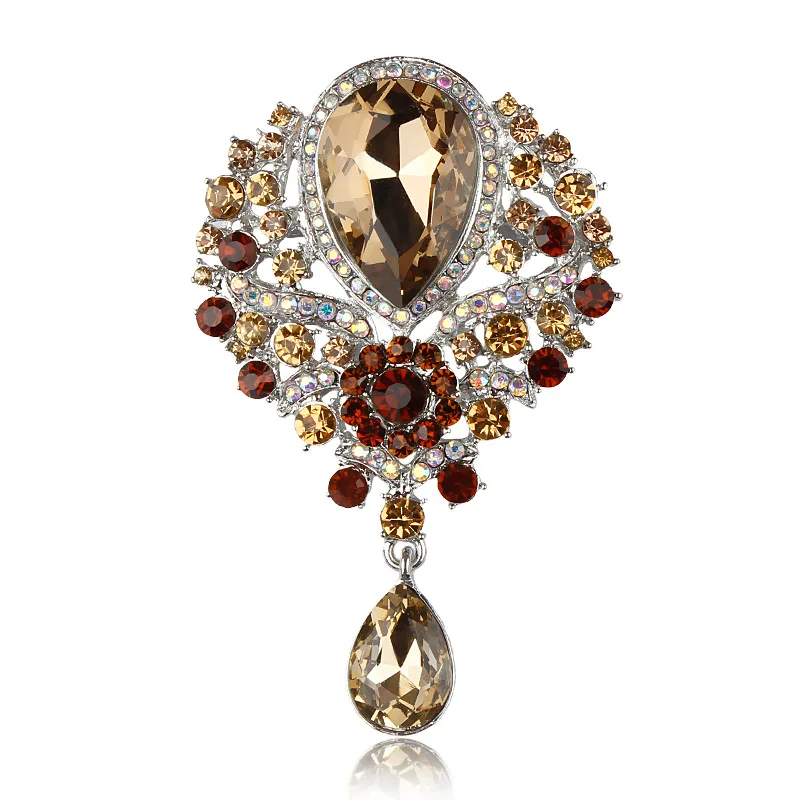 

Women Brooch Korean Fashion Style Big Rhinestones Lapel Pins OL Wedding Accessories Elegant Crystal Flower Luxury Jewelry 2022