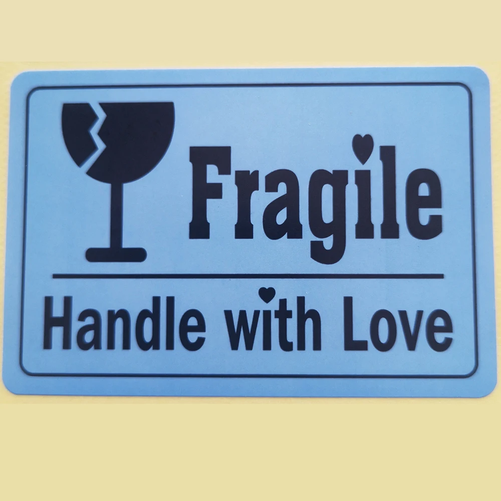 

Набор наклеек "С любовью" для упаковки 100 шт.