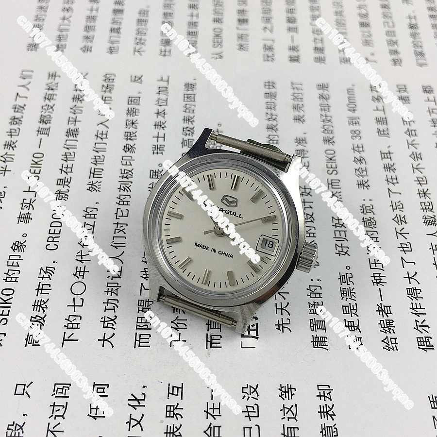 Заводские часы Тяньцзинь полностью стальные ленты гвозди одинарный календарь