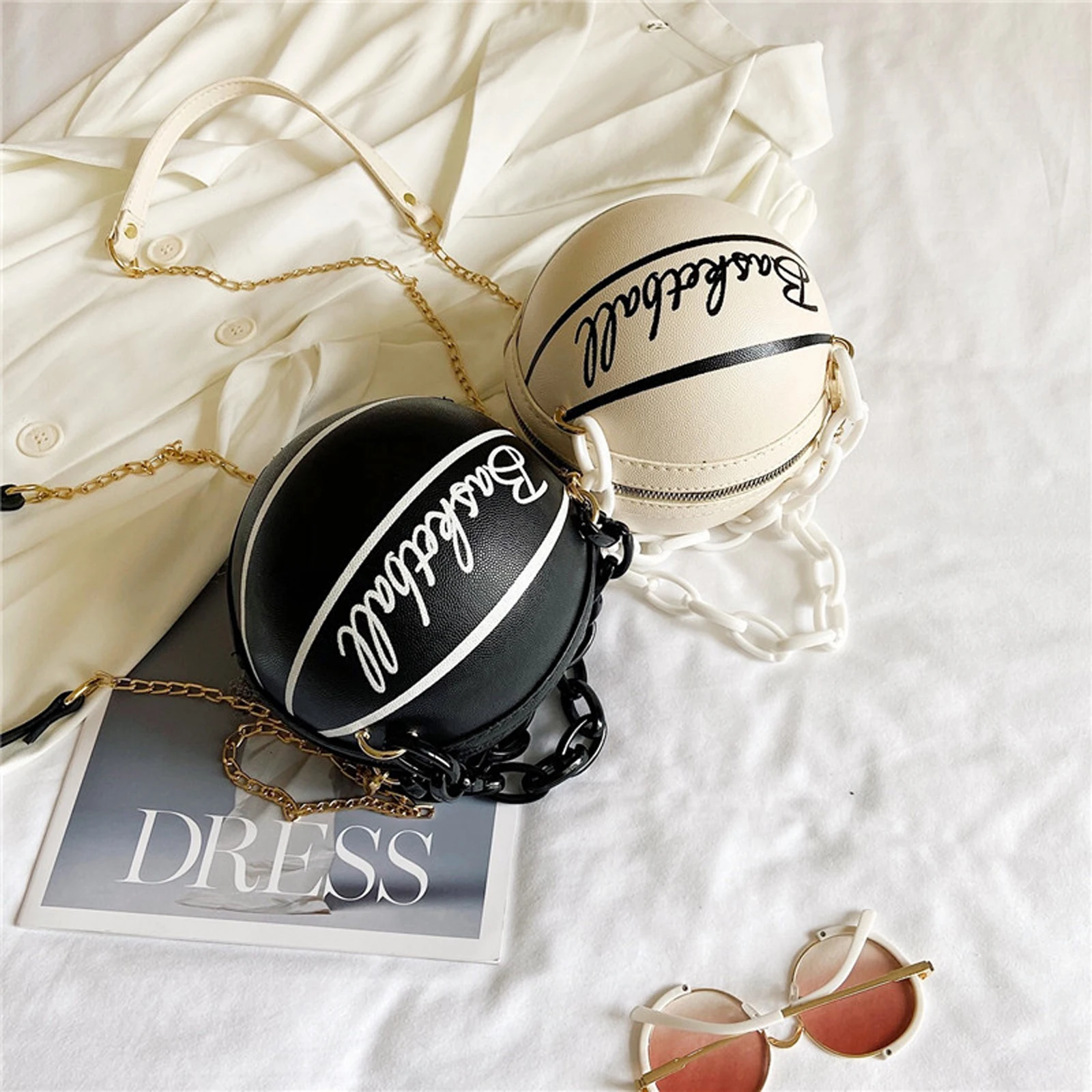 

Stylish Ladies Messenger Ins Chain Bag Basketball Shoulder Bag Simple Round Football Shaped Crossbody All-match Long Strap Bag