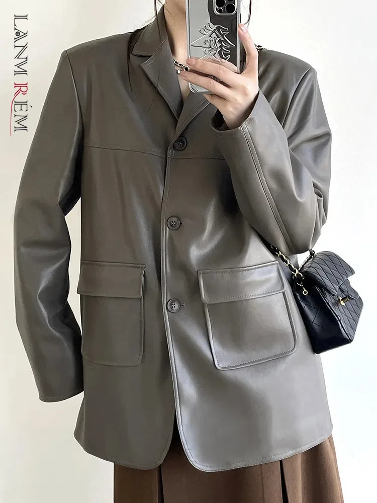 

[LANMREM] Vintage Leather Blazer For Women Solid Single Breasted Long Sleeve Tide Jackets Fashion 2023 Autumn New 26D5637