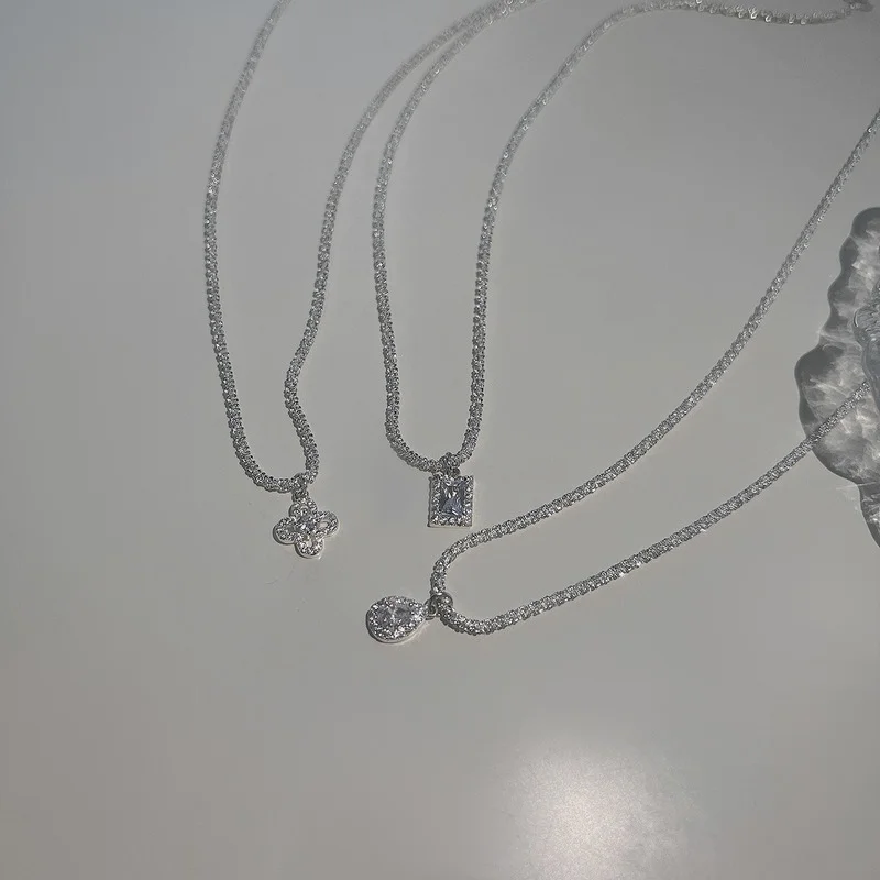 

Creative Choker Necklaces Woman Zircon Necklaces Women Lady Design Elegant Jewelry Fashion Silver Color Sweet Cute Halskette