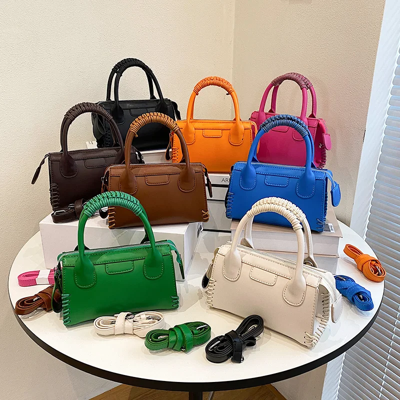 Jin Mantang Crossbody Bags for Women 2023 Winter Fashion Trend Mini Leather Design Pillow Shoulder Handbags and Purses mini bag