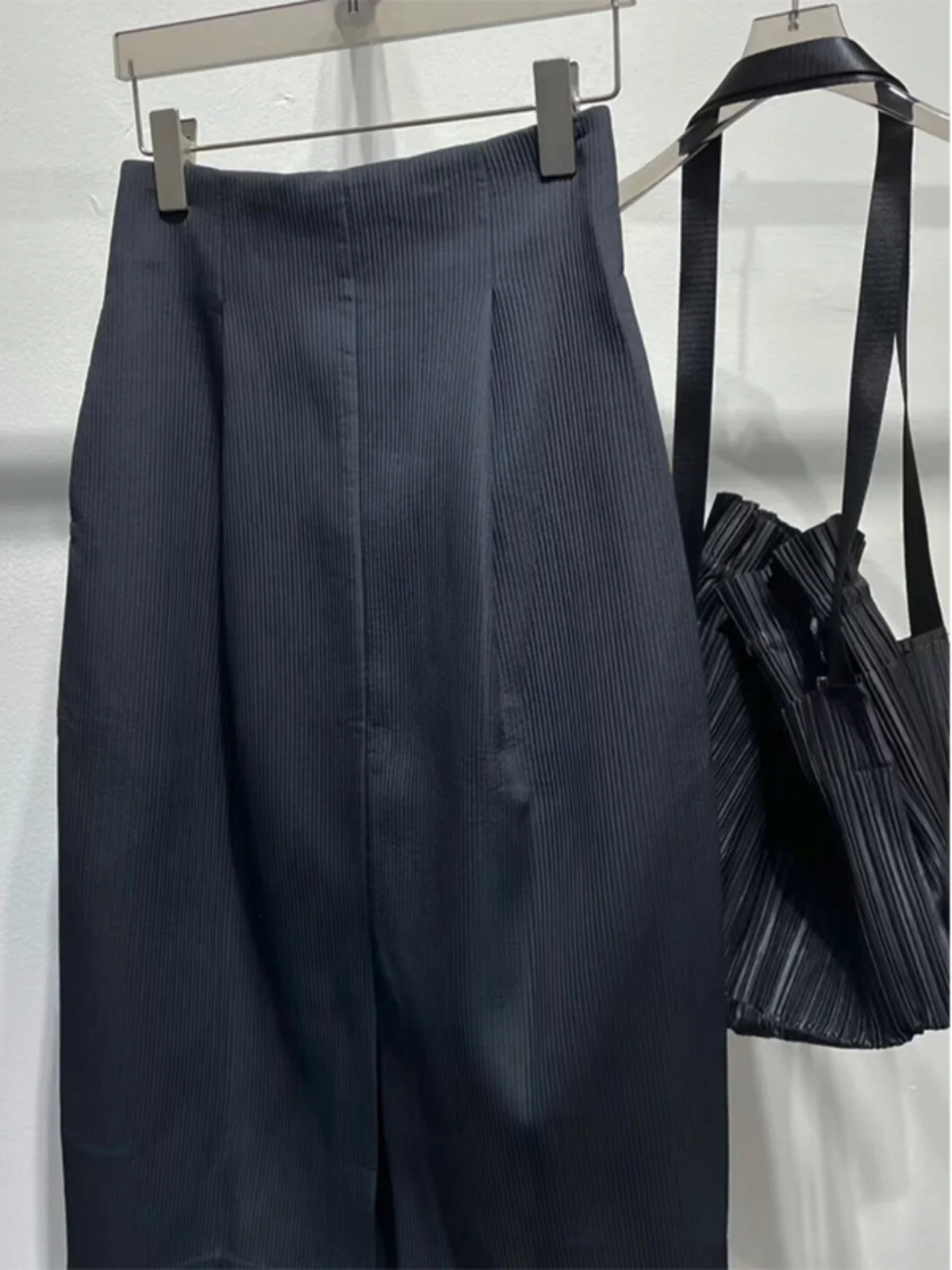 Plus Size Recommended Goods No D Recommend! Chao High end Korean Series Navy Blue High Waist Slimming Design Sense Pleat Spli...