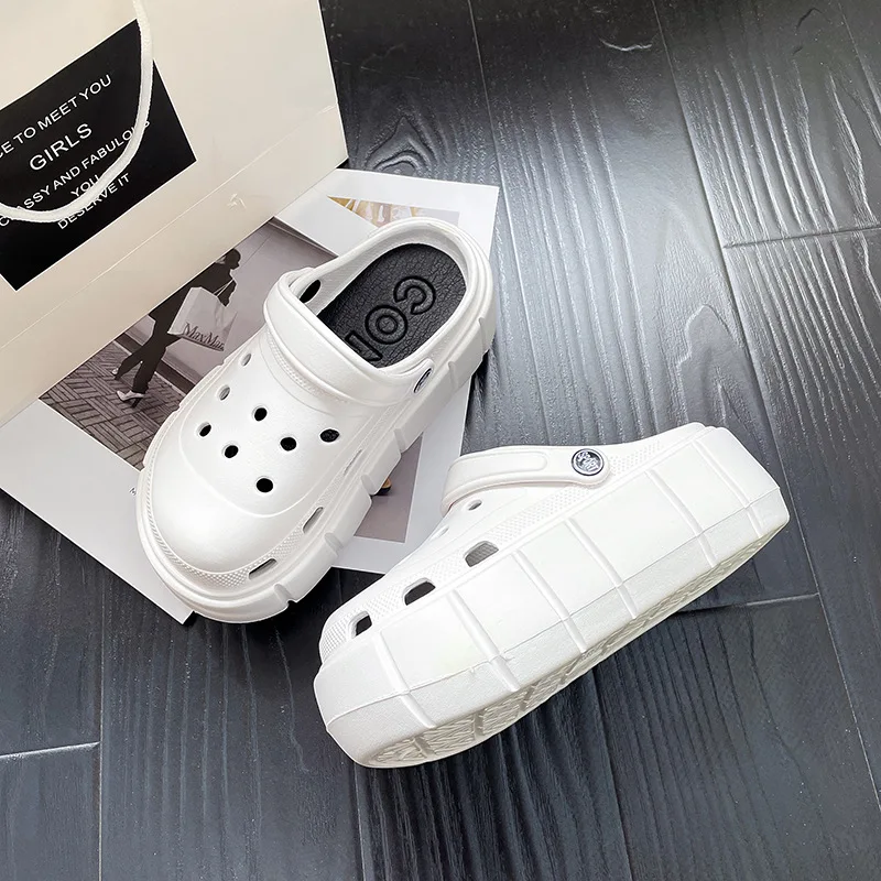 Summer Garden Cloud Shoes Women Thick Platform Slides Solid EVA Lady Strange Non-Slip Flip Flops Outdoors Casual Beach Slippers