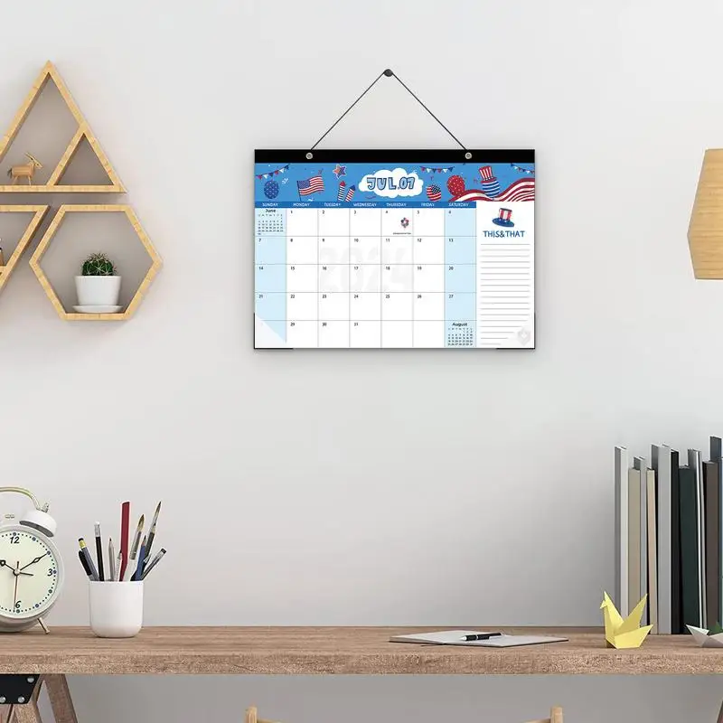 Календарь на июль 2024 года. Настенный календарь 18 месяцев. Настольный 2024–2025 годы.
