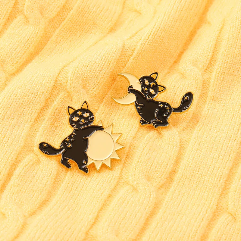 

Animals Christmas Cats Badges Moon Friends Lapel Pins Women's Brooch New Year Gift Enamel Pin Jewelry Fashion Accessories