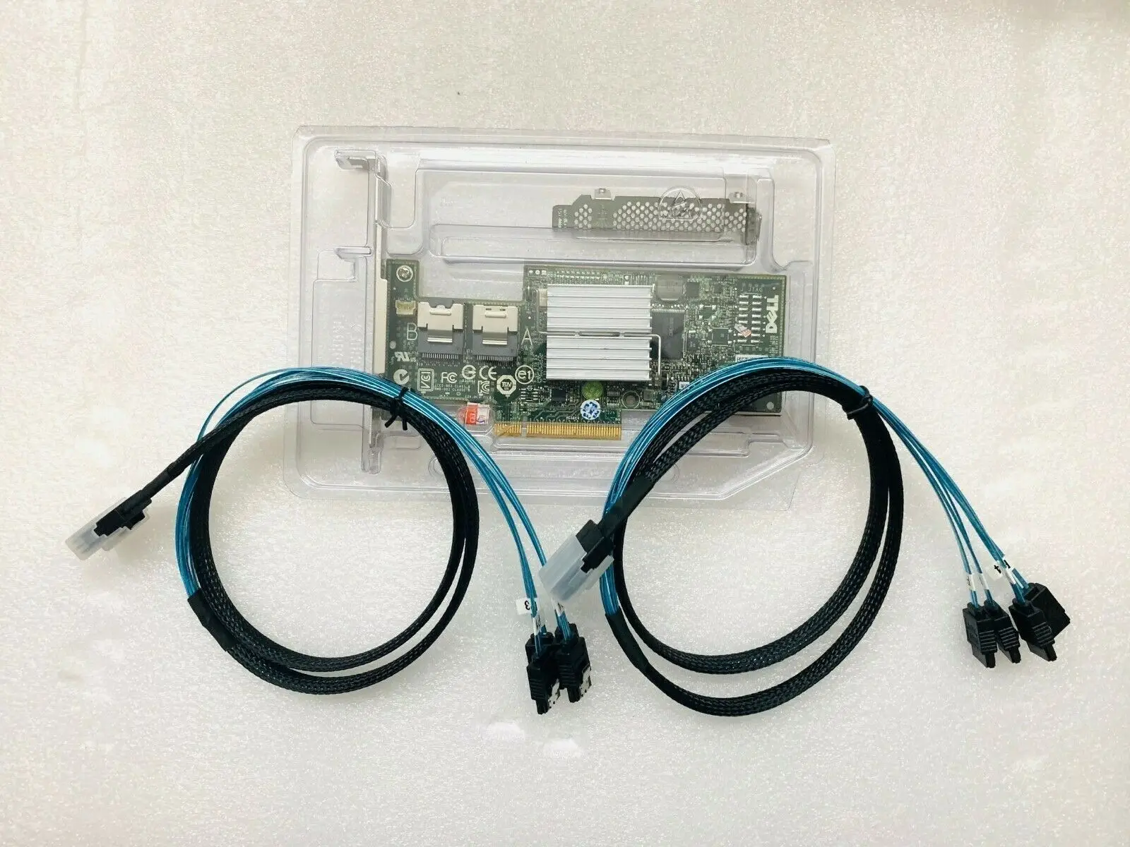 

Для Dell H200 6 Гбит/с HBA LSI 9211 P20 IT Mode ZFS frenas unRAID + 2 * SATA кабеля