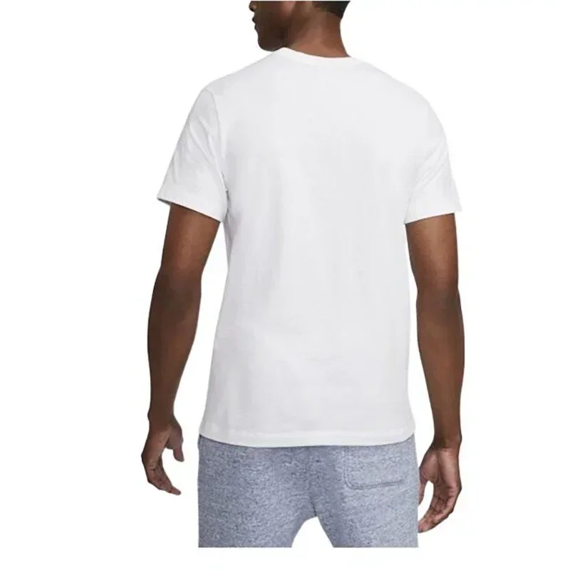 Футболка Nike с вышитым логотипом и круглым вырезом короткими рукавами мужская