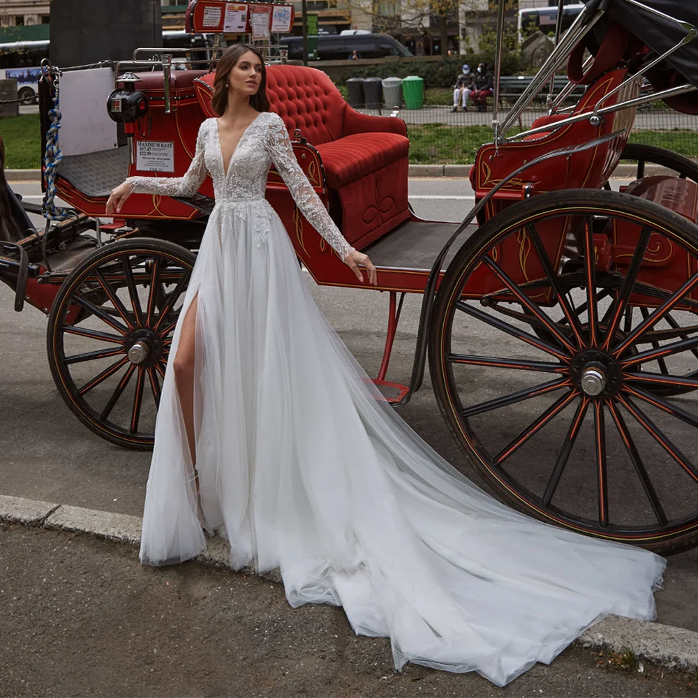 

Soft Tulle Wedding Dresses Sexy V Neck Long Sleeves Beading Applique Court Train A Line Bridal Gown fir Wedding Bride Dress