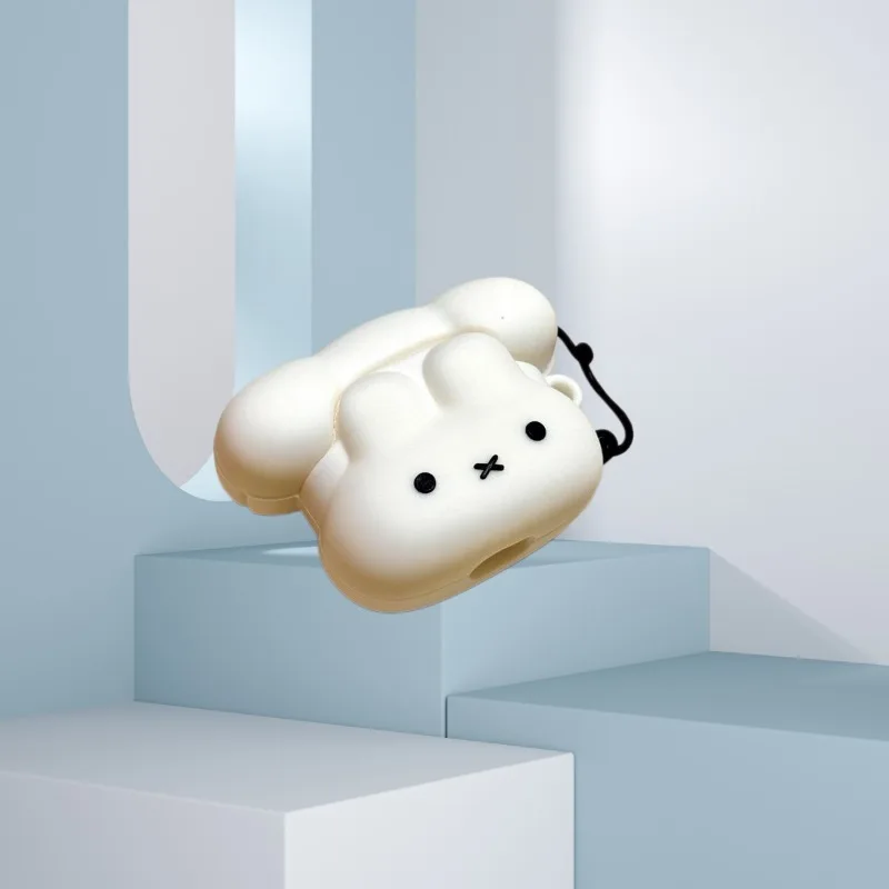 Фото Защитный чехол для Airpods 4, Airpods Pro2, Airpods 2/3 с дизайном Аниме Миффи. Стильный, новый, хит продаж, оптом. Отличный товар. №5