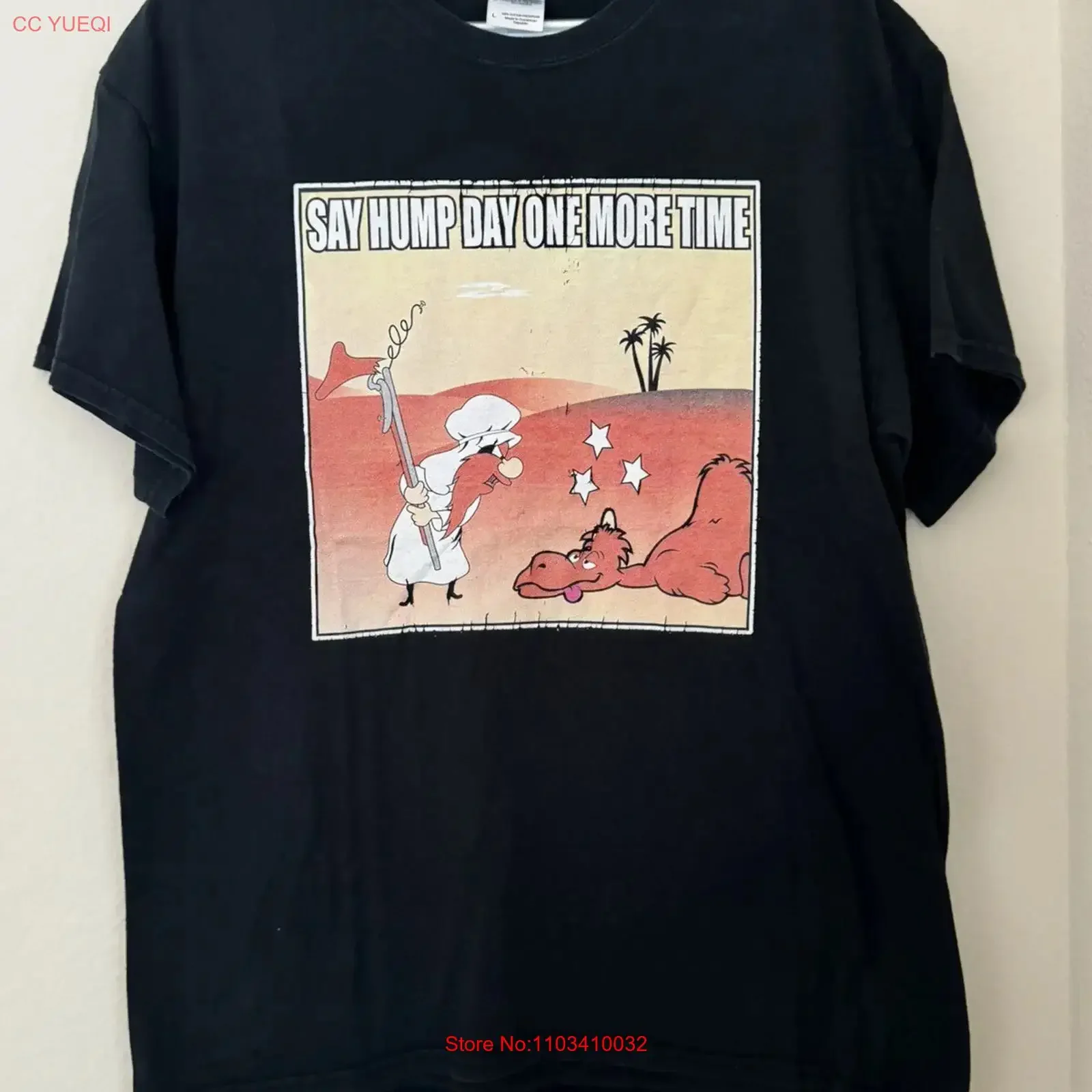 Фото Винтажная футболка VTG Yosemite Sam Say Hump Day One More Time, размер L, с эффектом потертости, дизайнерская одежда, унисекс, дышащая ткань. №1