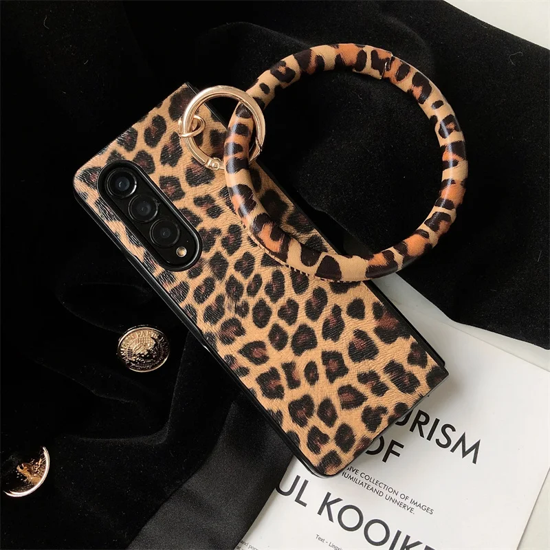 Sexy Leopard PU Leather Anti-fall Phone Case for Samsung Galaxy Z Fold 4 5G with Portable Bangle Big Hand Ring for Z Fold 3