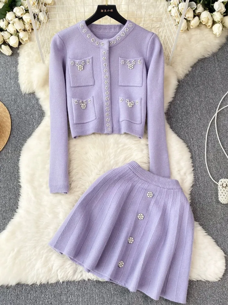 Женский трикотажный костюм элегантный фиолетовый из двух предметов короткая