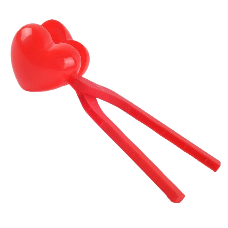 

Heart-Shaped Snowball Clip Winter Sand Ball Mold Plastic Clip Children's Toys Snowball Clip Winter Children's Snow Toys