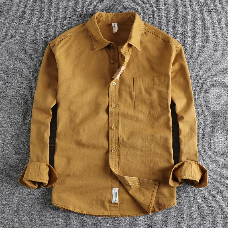 

Youthful and Versatile Thin Outerwear with Single Decorative Pocket