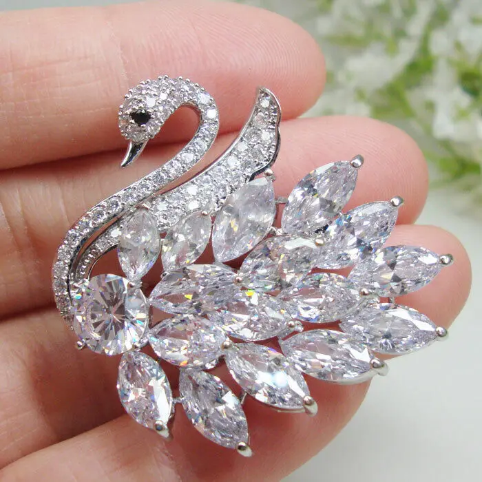 

Silver Tone Charming Swan Bird Woman Brooch Pin Clear Zircon Crystal Gifts