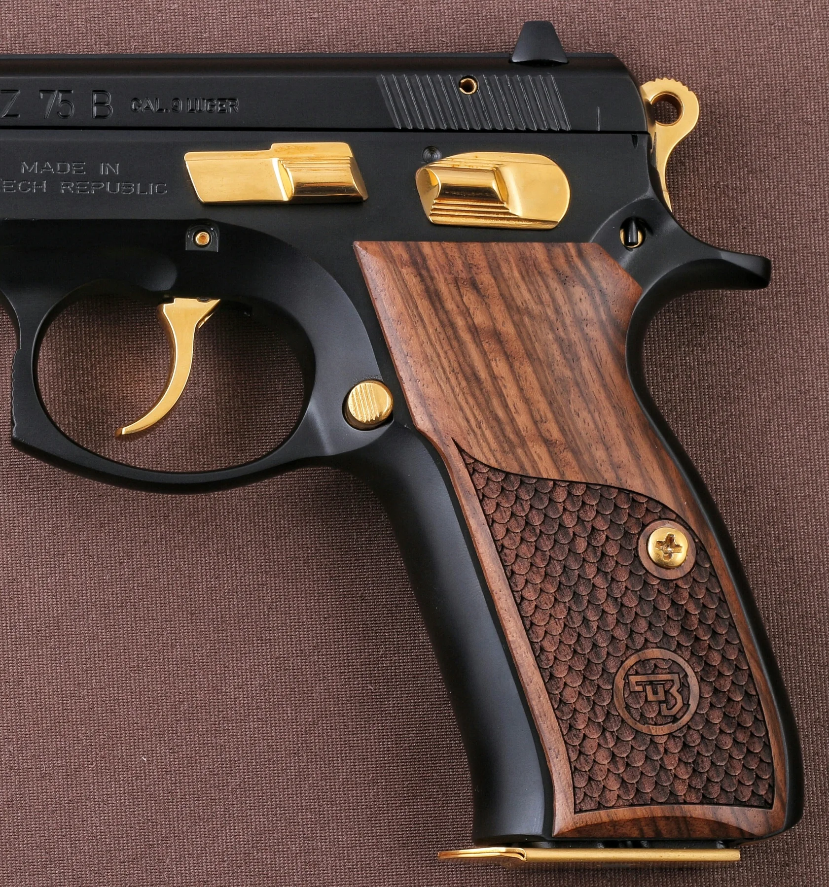 

Ksd CZ 75B / 85B Model Compatible Walnut Grip for Replacement with Python Pattern