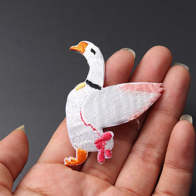 

Big White Goose Size:5.9X4.7cm DIY Cloth Jeans Cowboy Patch Clothes Down Jackets Decoration Applique Iron On Badges