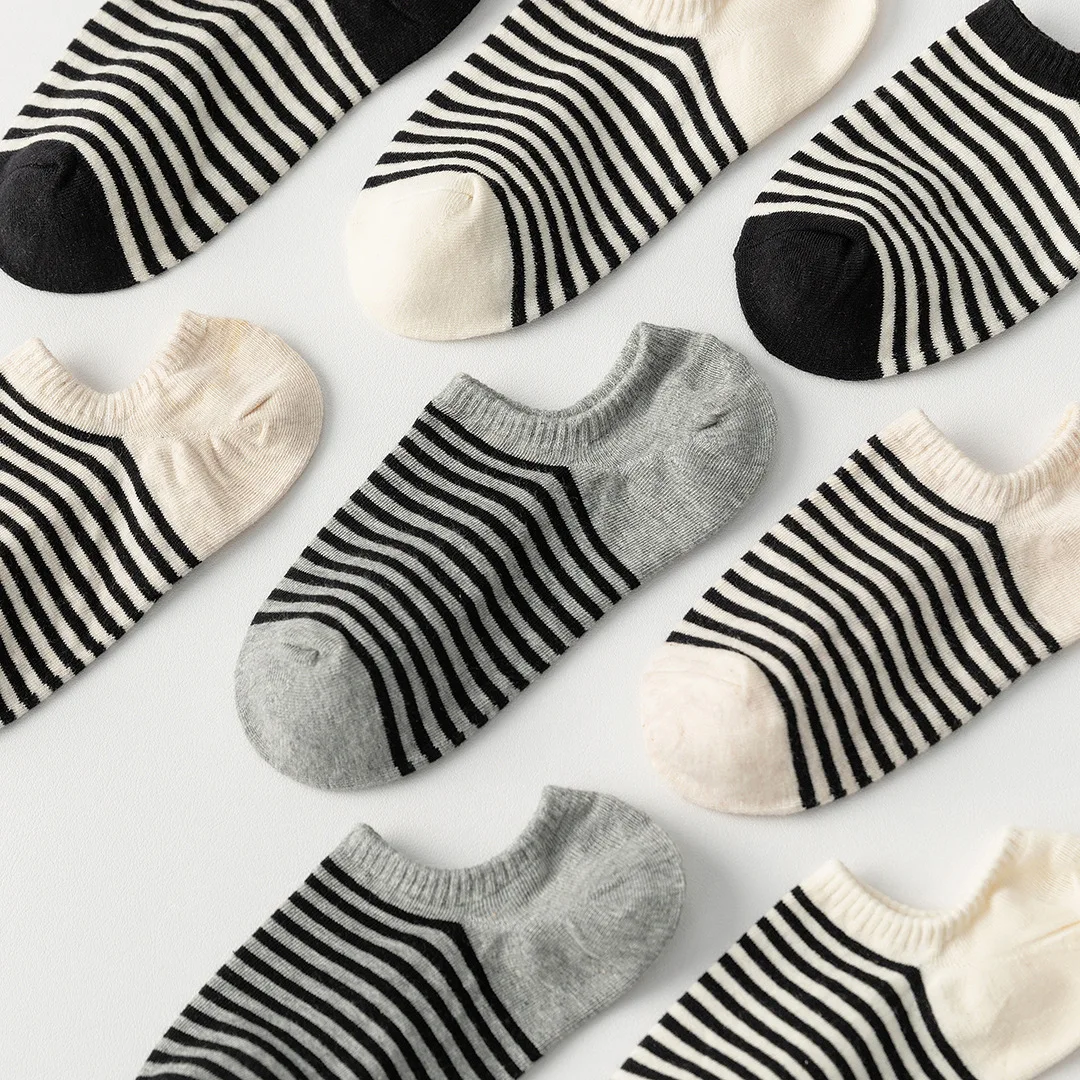 

Striped Invisible Socks Simple and Versatile College Combed Cotton Silicone Anti-drop Heel Ladies Boat Socks