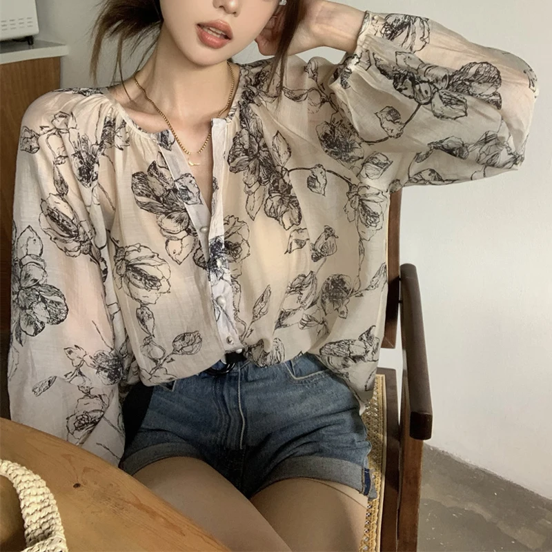 

Casual Chiffon Sunscreen Tops Vintage Loose V-neck Floral Shirt Elegant Lantern Long Sleeve Flower Printed Blouse Blusas 27902